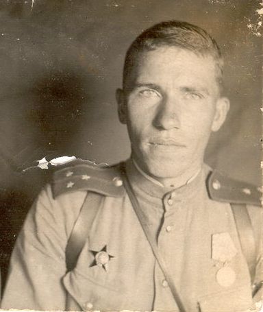 Политрук Пиун Павел Ильич, 1942 год